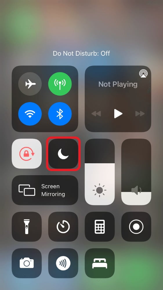 iPhone control centre screen, highlighting the Do Not Disturb button