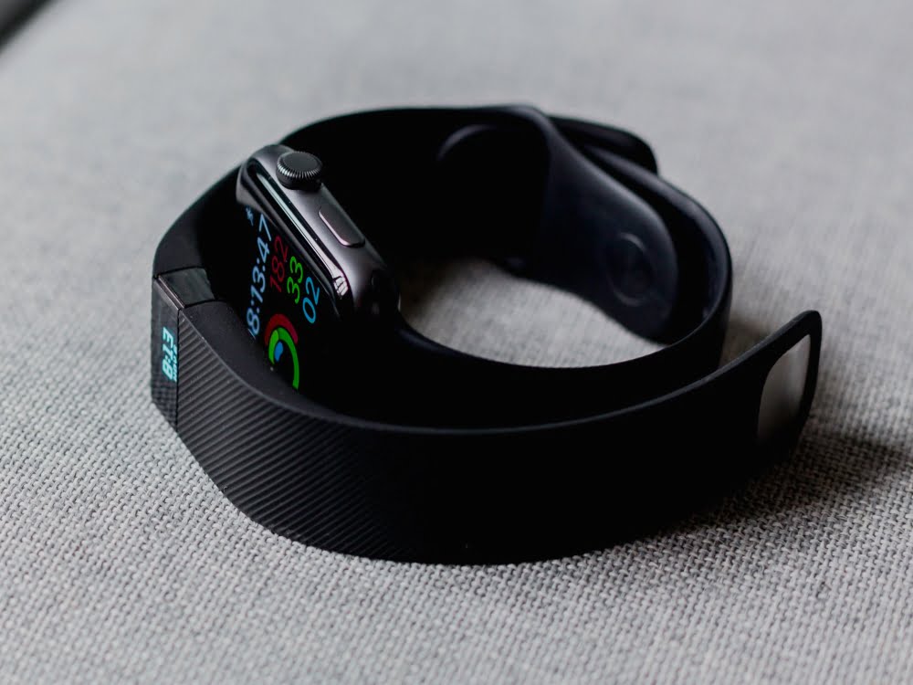 You are currently viewing Best Fitness Tracker under £100/$100 in 2021