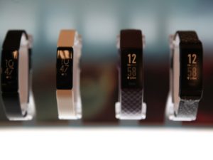 Read more about the article Best Fitness Tracker under £50/$60 in 2021