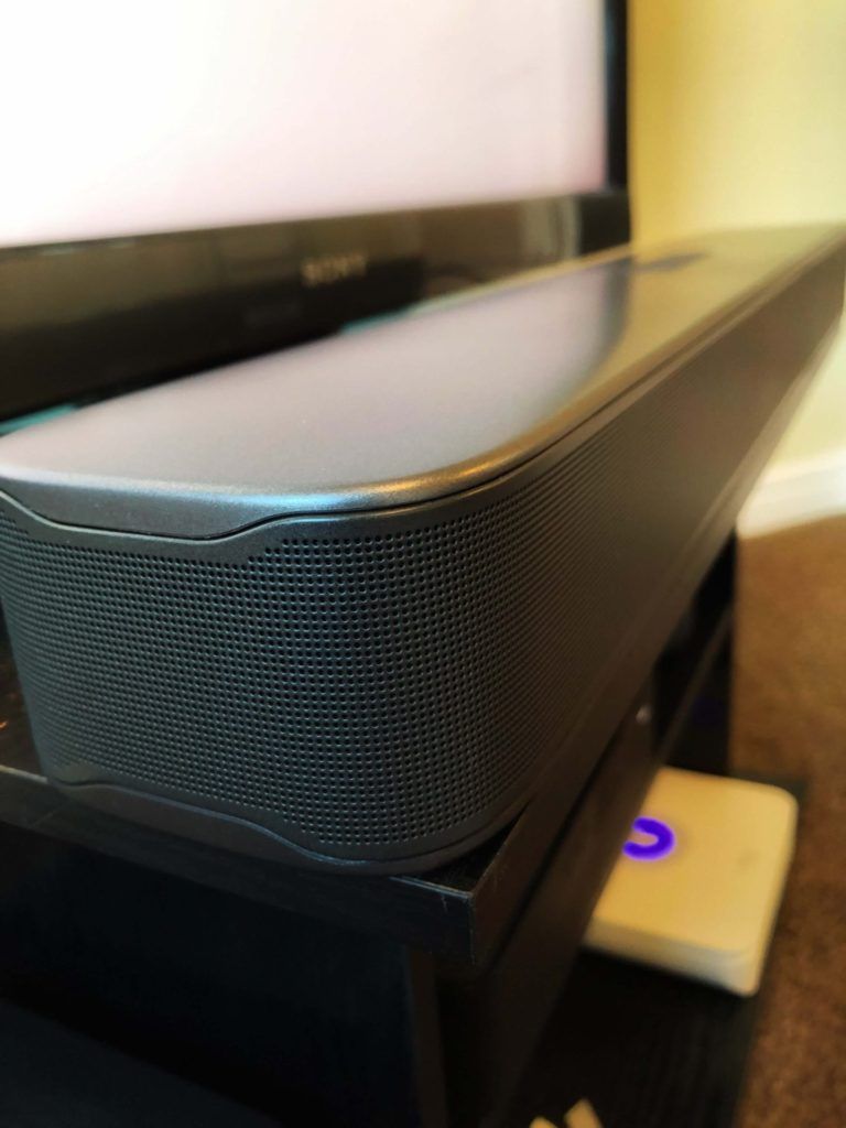 JBL Bar 2.0 picture showing the wrap around speaker design