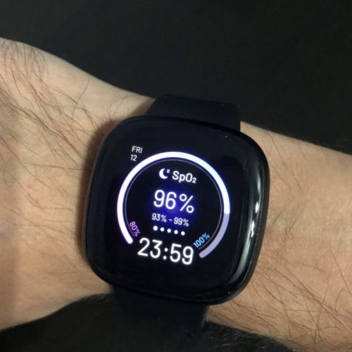 The "SpO2 Signature" watch face on the watch