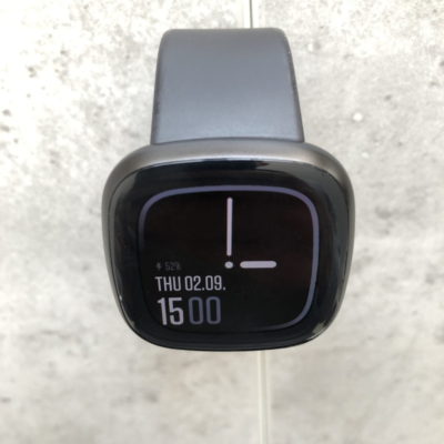 The ntprOTS Fitbit watch face